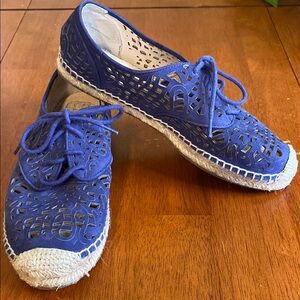 Vince Camuto Blue Leather Espadrille Sneakers with Eyelet Design Coastal Boho